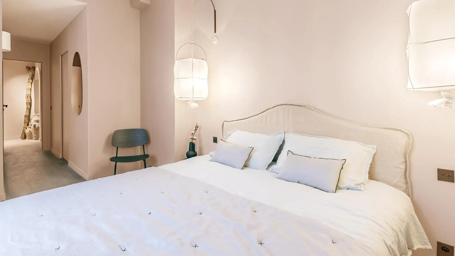 Marais - 4 Pieces De 115 M2 - Grand Salon Convivial Apartment Paris France