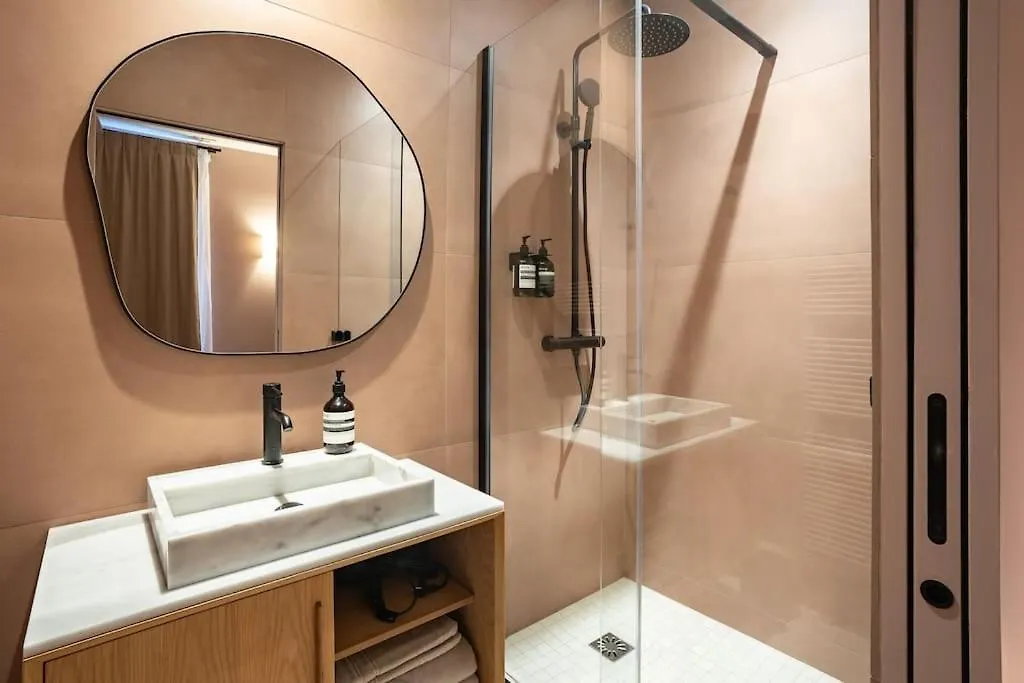Marais - 4 Pieces De 115 M2 - Grand Salon Convivial Apartment Paris 0*,  France