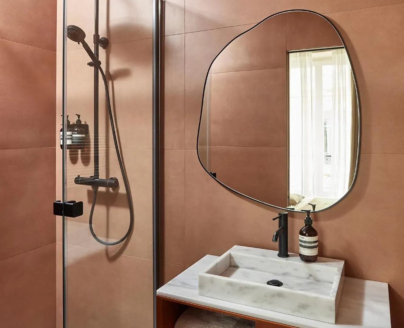 Marais - 4 Pieces De 115 M2 - Grand Salon Convivial Apartment Paris France
